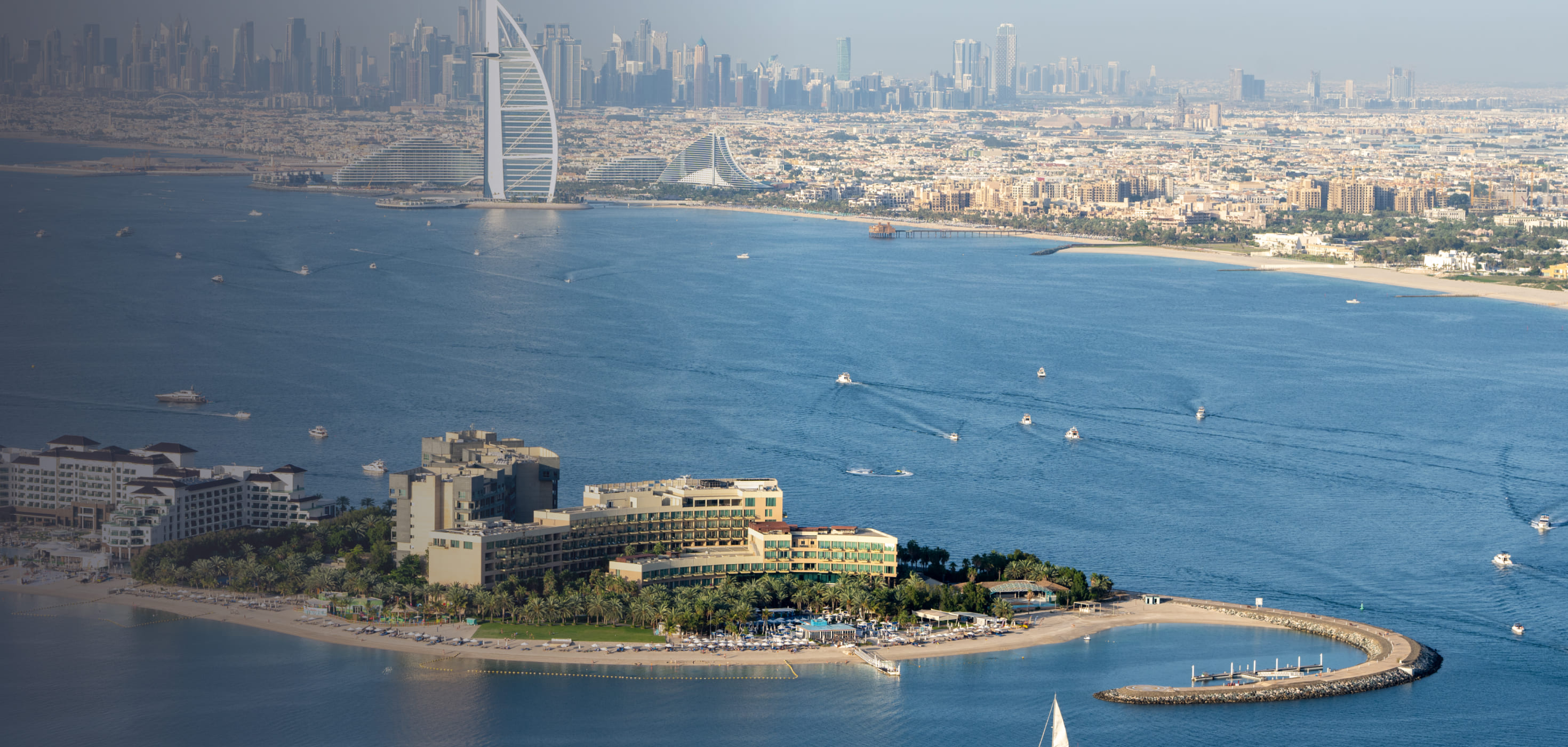 <div>RIXOS THE PALM DUBAI HOTEL &amp; SUITES 5*</div>