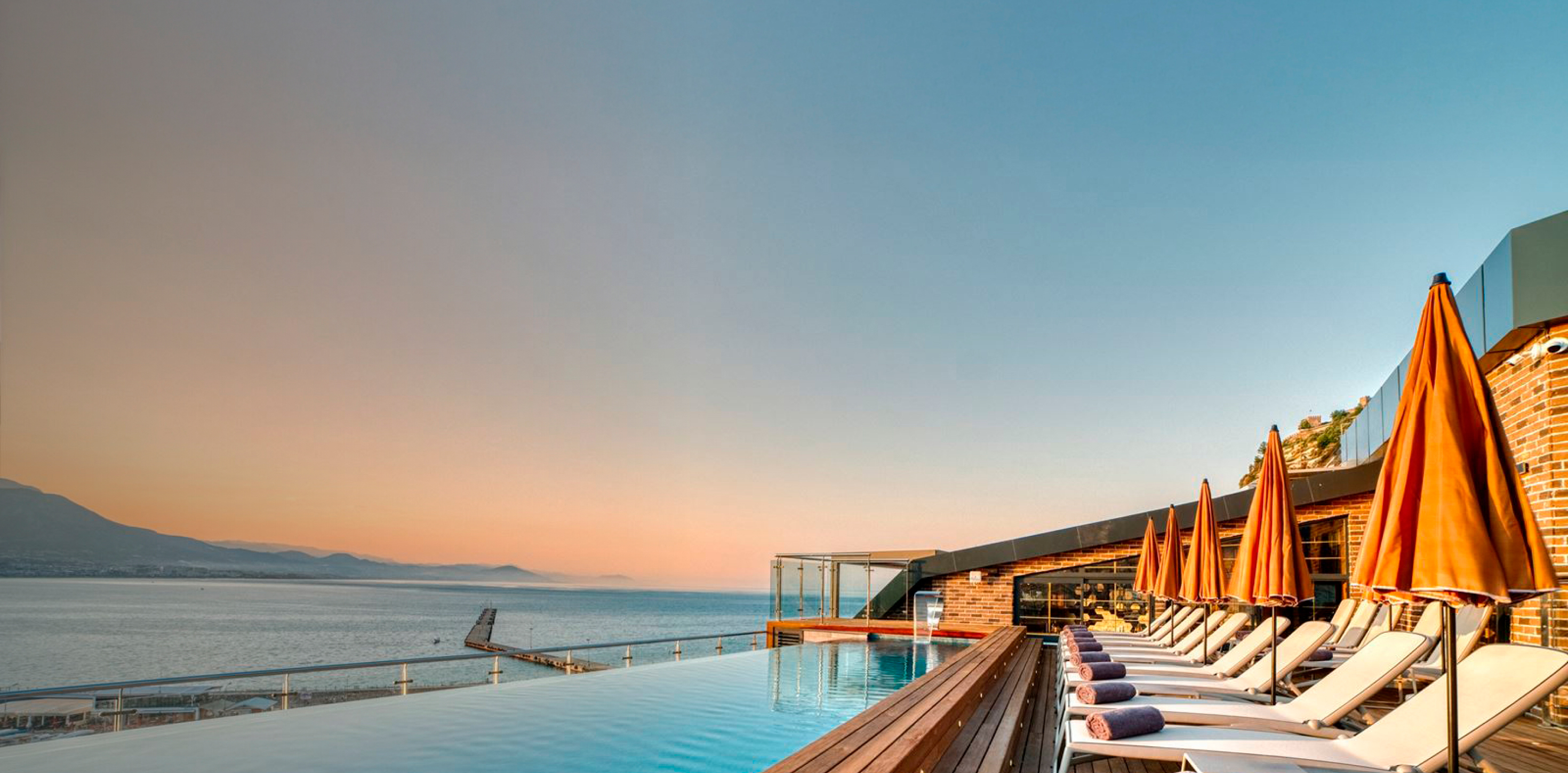 <div>NUMA PORT HOTEL 4*</div>